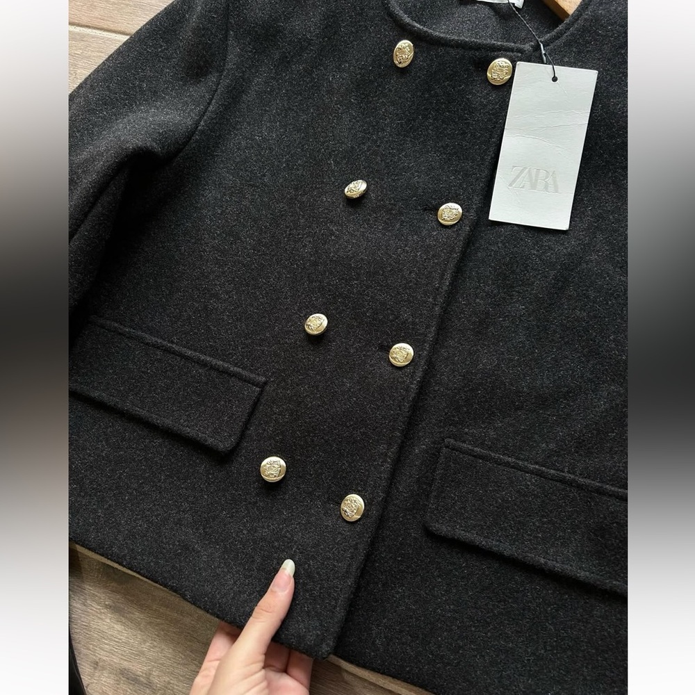 ✨NEW Zara Gold Button Jacket✨ - Picture 1 of 14